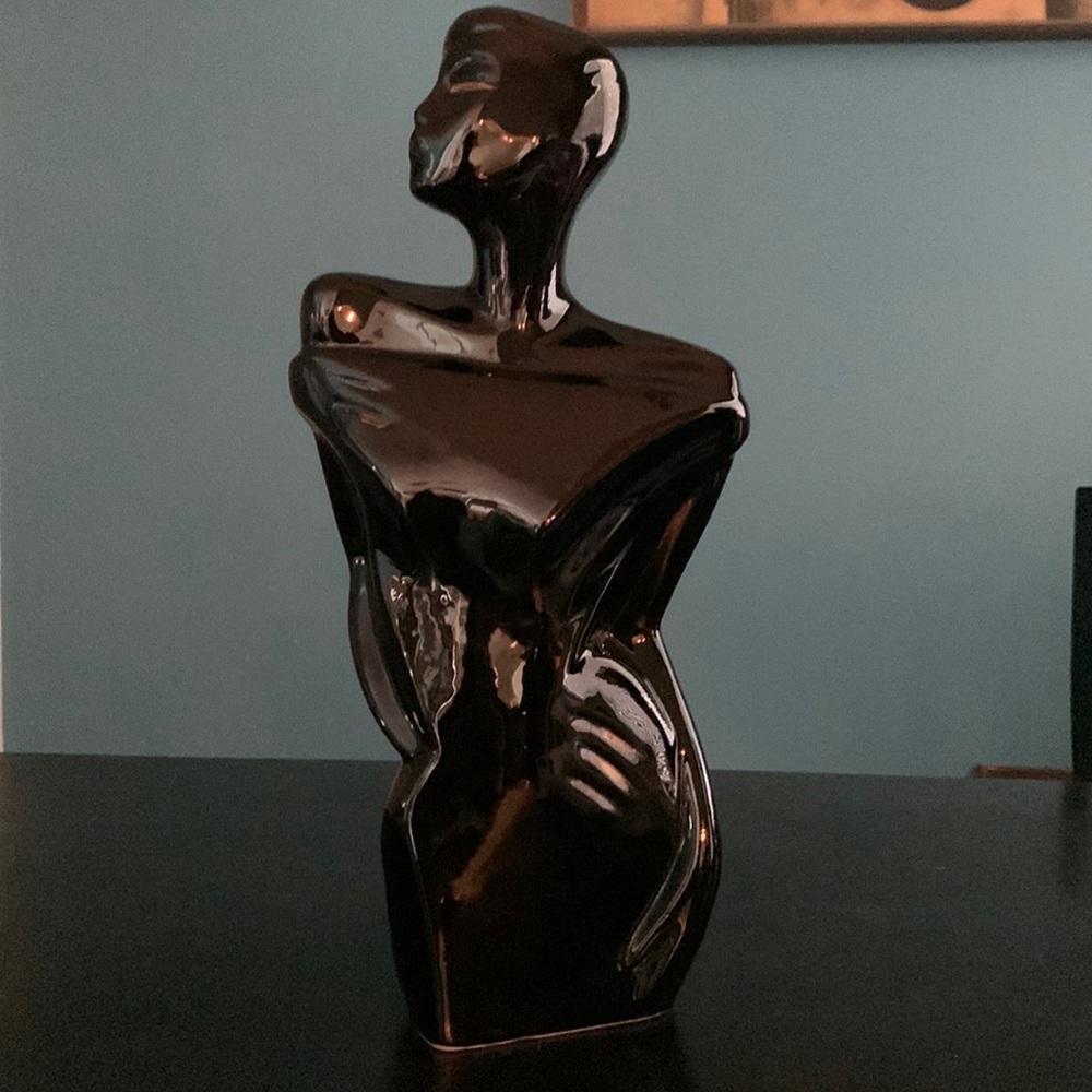 Vintage Mid Century Ceramic Shiny Glaze Female Figurine - Picture 8 of 13